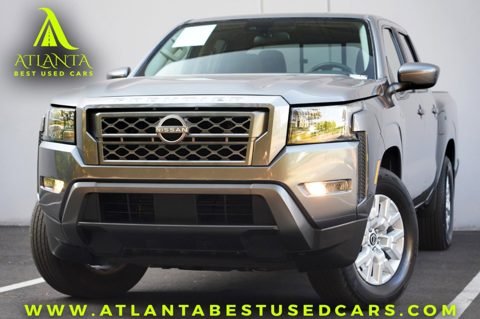 Used 2022 Nissan Frontier SV RWD image 1