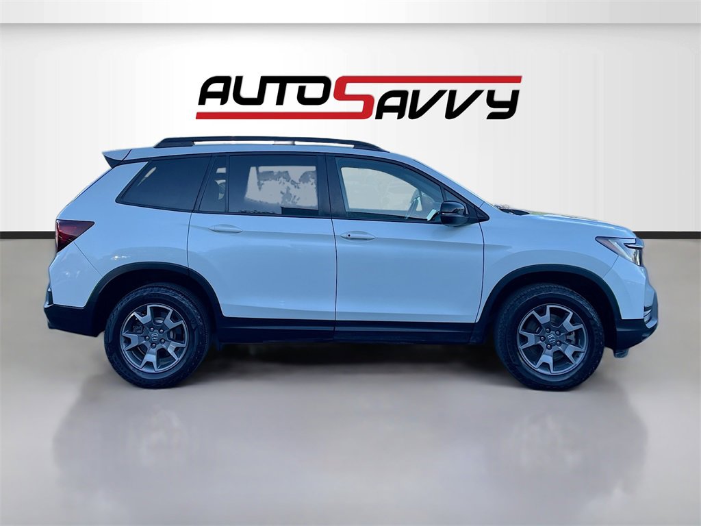 Used 2023 Honda Passport TrailSport image 8
