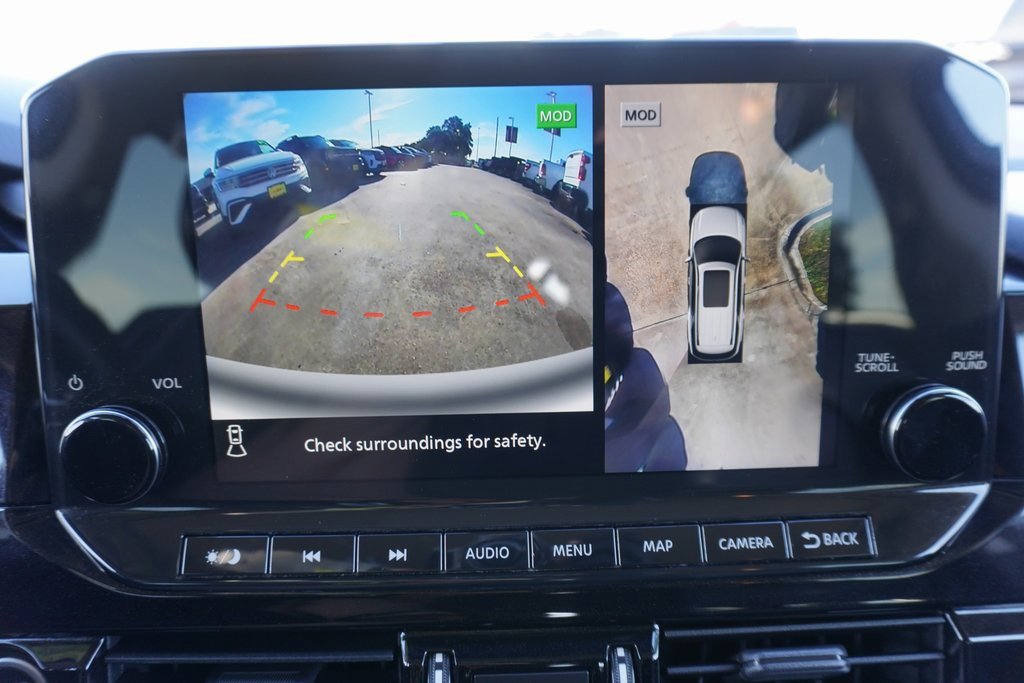 Used 2023 Nissan Pathfinder SL image 12