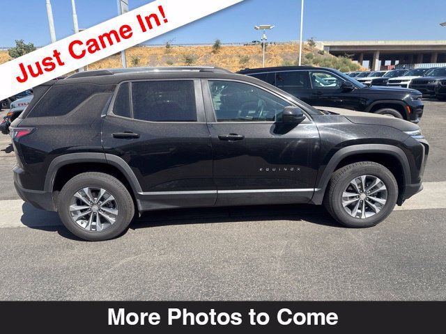 Used 2025 Chevrolet Equinox LT w/ Convenience Package II AWD/4WD image 7