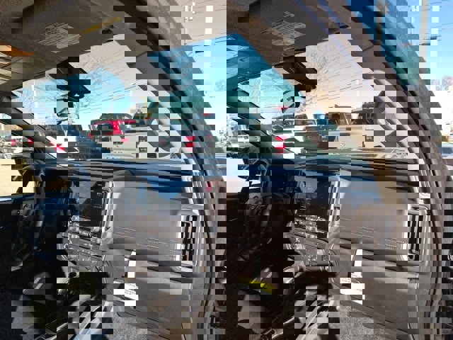 New 2026 Nissan Frontier SV image 12