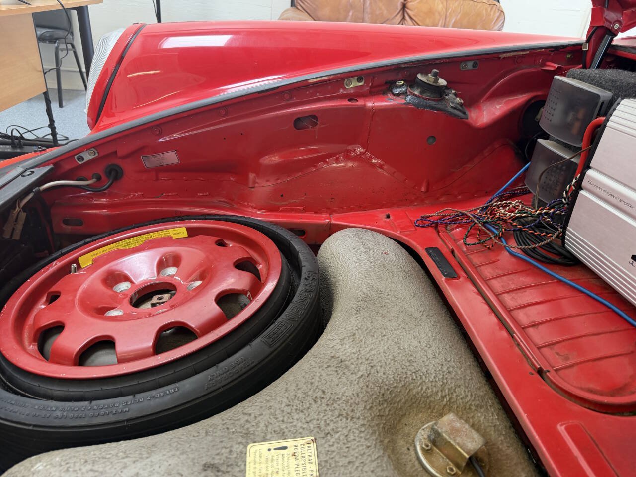 Used 1988 Porsche 911 Carrera RWD image 43