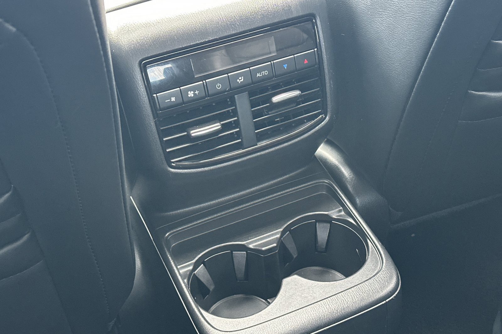 Used 2023 MAZDA CX-9 Touring image 14