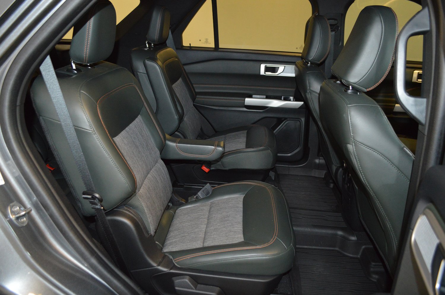 Used 2024 Ford Explorer Timberline w/ Timberline Technology Package AWD/4WD image 12
