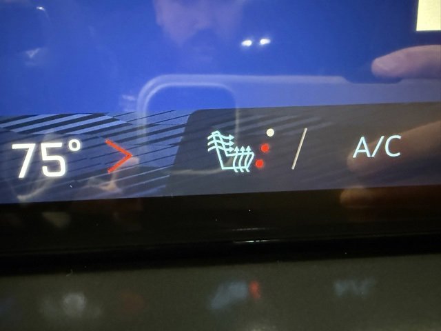 New 2026 Chevrolet Traverse LT w/ Driver Confidence Package image 21