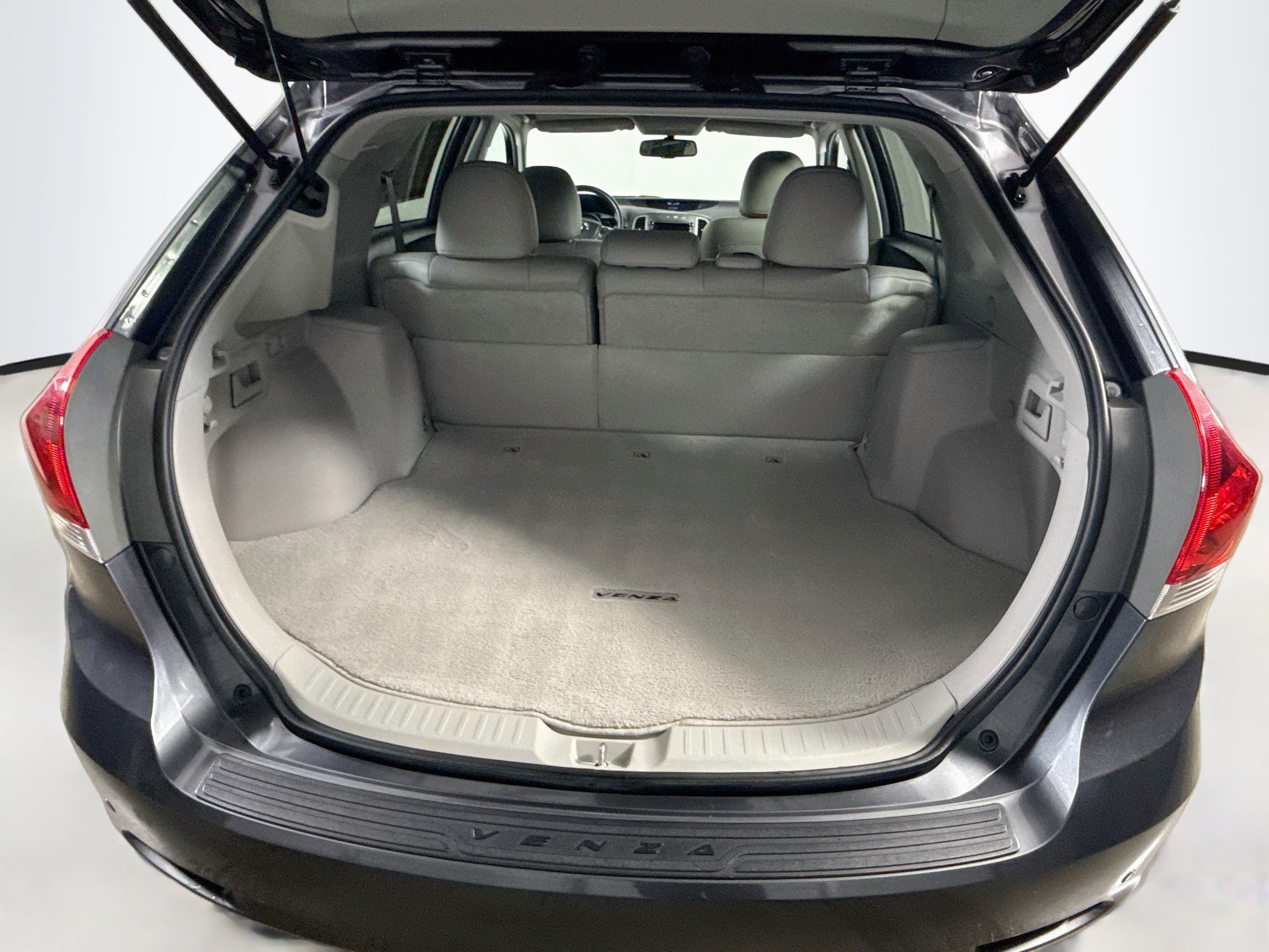 Used 2014 Toyota Venza Limited w/ Tow Prep Package AWD/4WD image 27