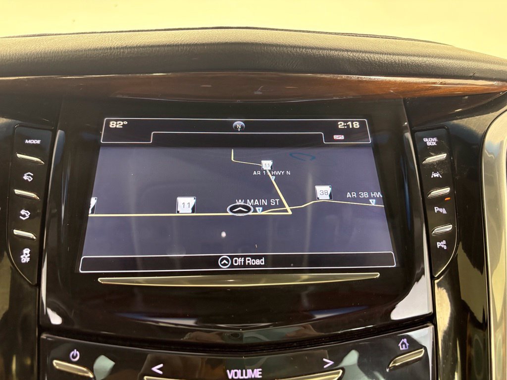 Used 2019 Cadillac Escalade Luxury AWD/4WD image 32