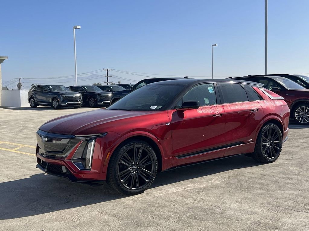 New 2026 Cadillac Lyriq V image 8
