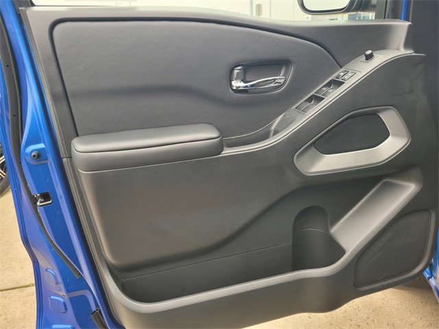 New 2026 Nissan Frontier SV image 7