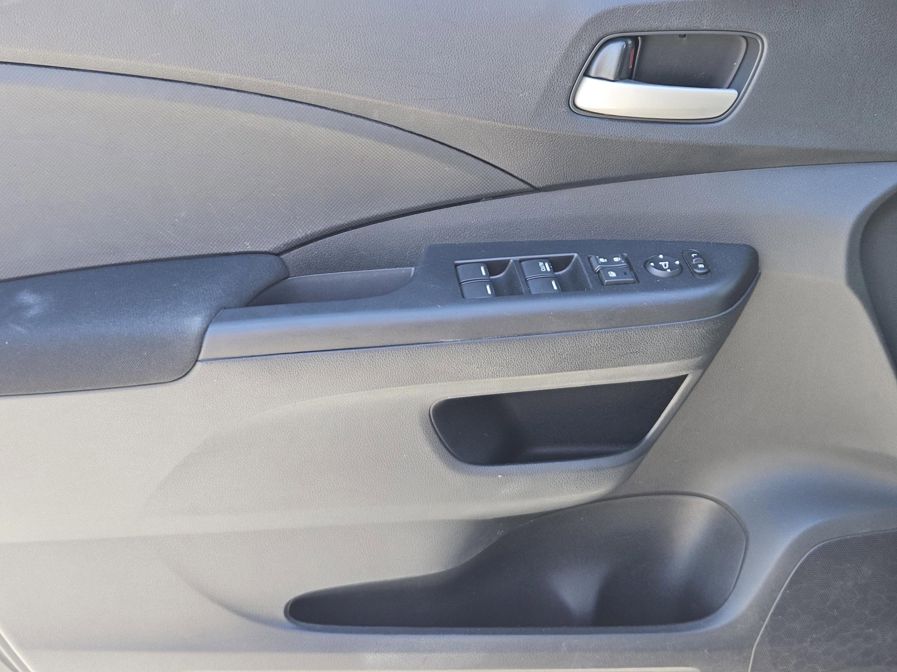 Used 2014 Honda CR-V LX image 24