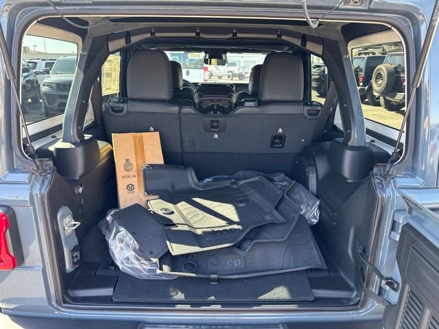 New 2026 Jeep Wrangler Unlimited Rubicon AWD/4WD image 21
