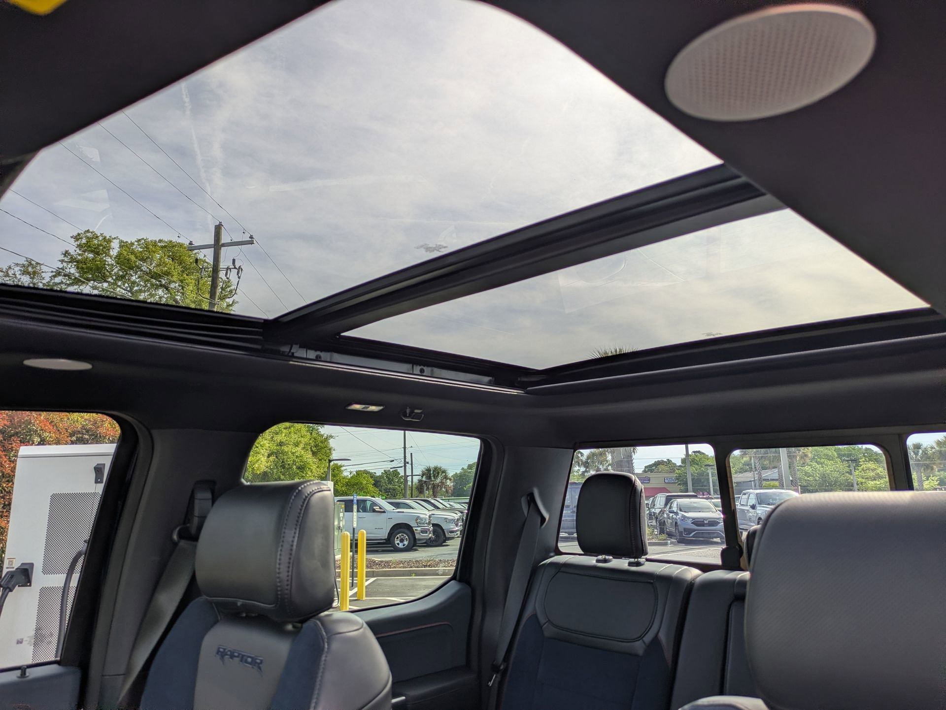 Used 2023 Ford F150 Raptor w/ Blue Interior Package image 26