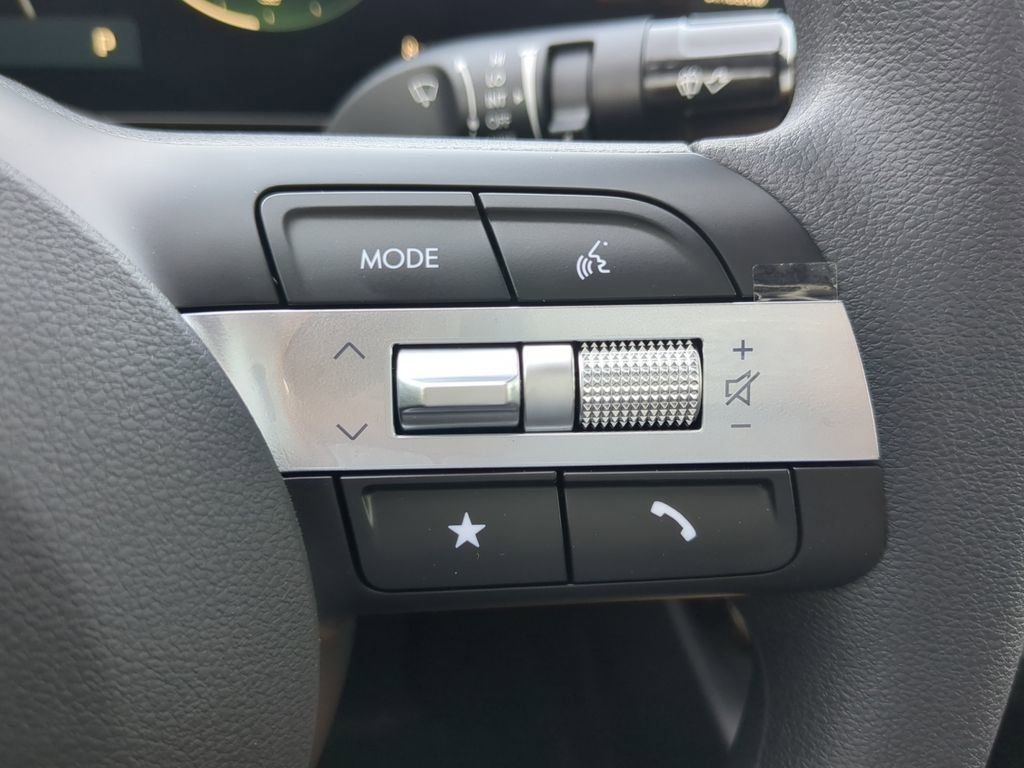 New 2025 Hyundai Santa Cruz SEL image 12