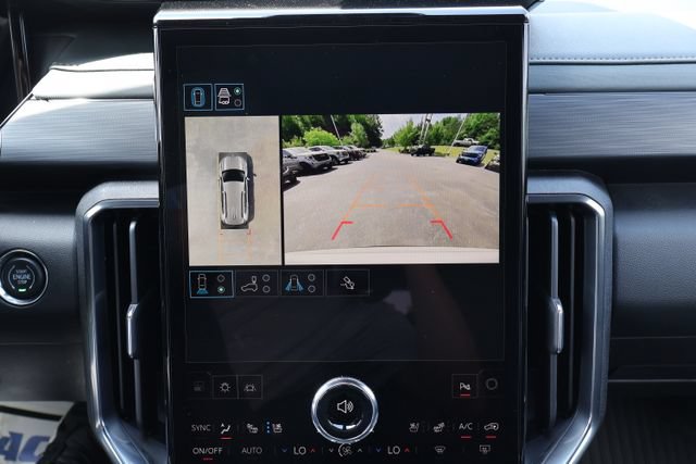 New 2026 GMC Acadia AT4 w/ Super Cruise Package AWD/4WD image 13