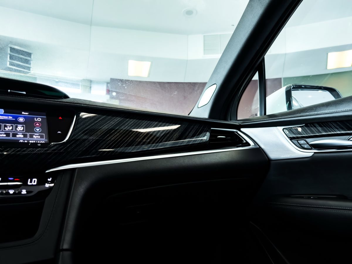 Used 2024 Cadillac XT6 Premium Luxury w/ Technology Package image 33