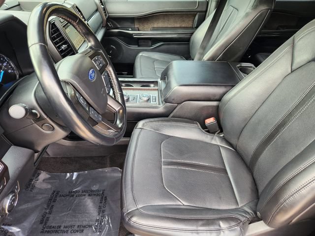 Used 2018 Ford Expedition Limited w/ Equipment Group 301A AWD/4WD image 4