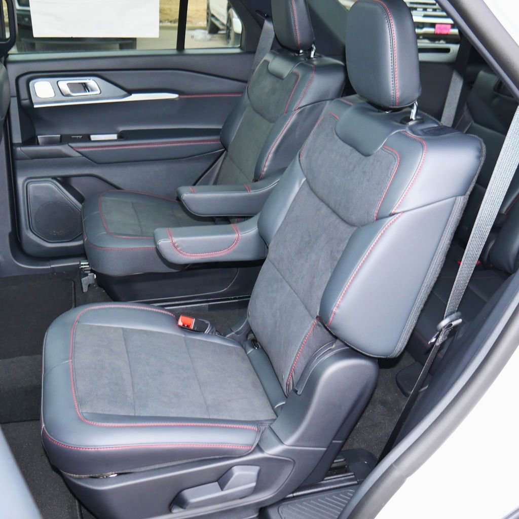 New 2026 Ford Explorer ST w/ Sun And Sound Package image 6