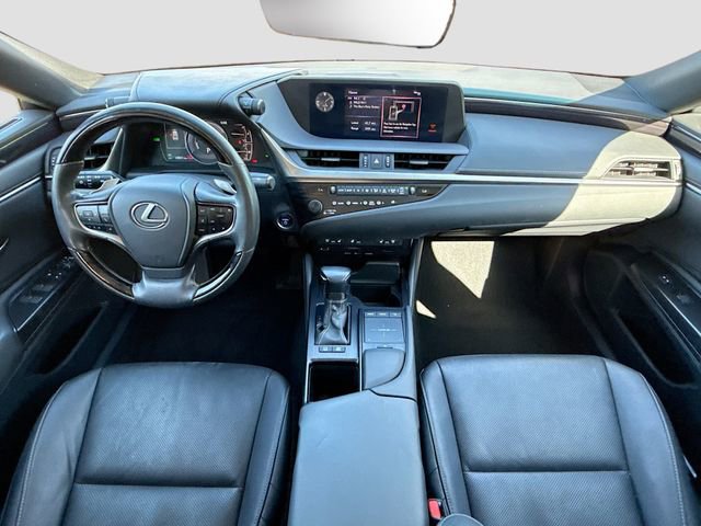 Used 2020 Lexus ES 300h w/ Premium Package FWD image 16