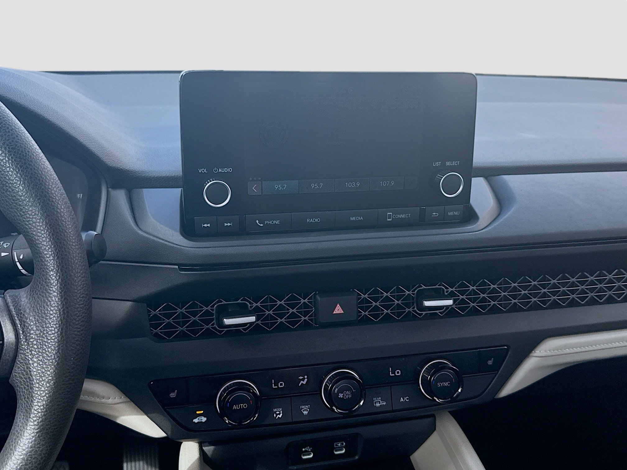 Used 2023 Honda Accord EX image 12