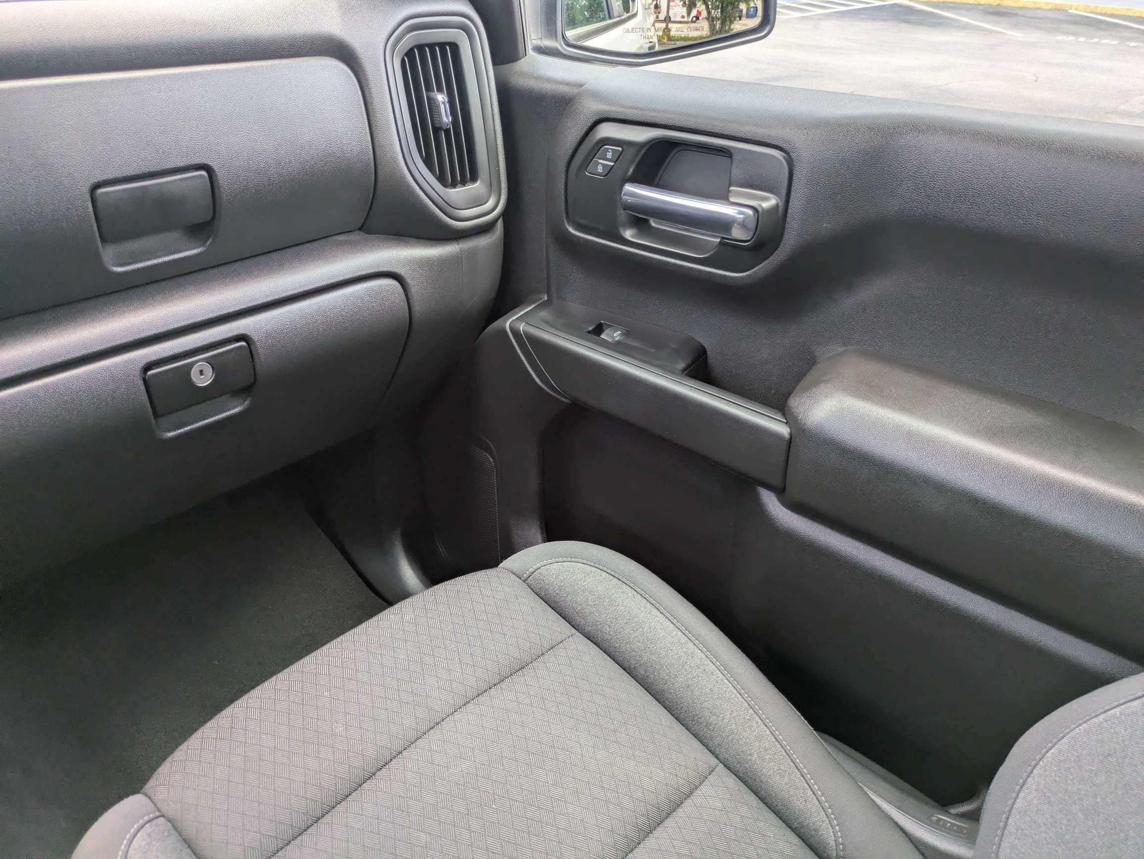 Used 2023 Chevrolet Silverado 1500 Custom w/ LPO, Dark Essentials Package AWD/4WD image 9