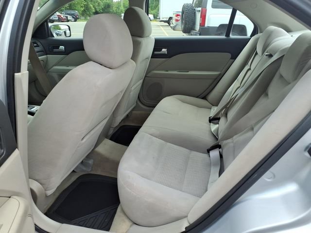Used 2006 Ford Fusion SE FWD image 9