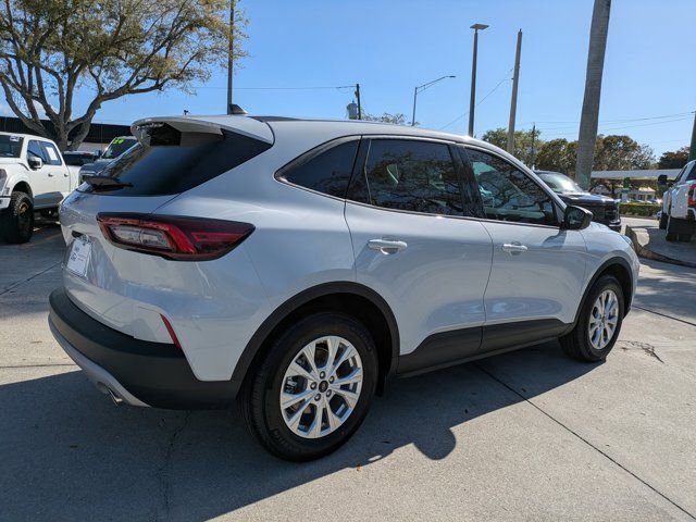 New 2026 Ford Escape Active image 6