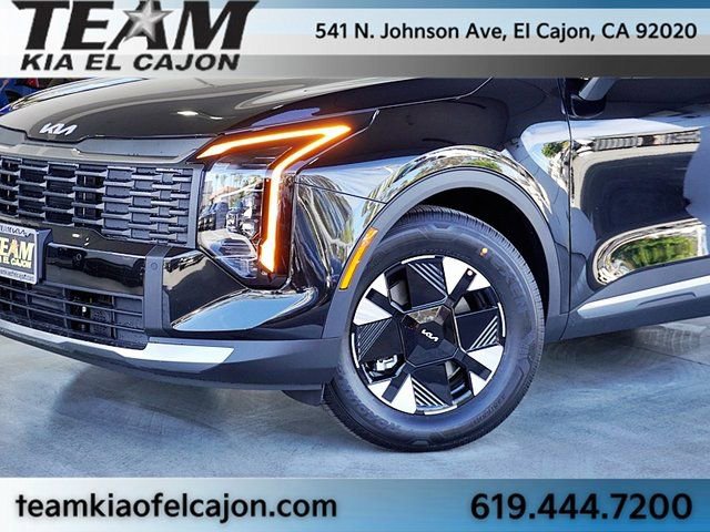 Certified 2026 Kia Sportage LX image 3