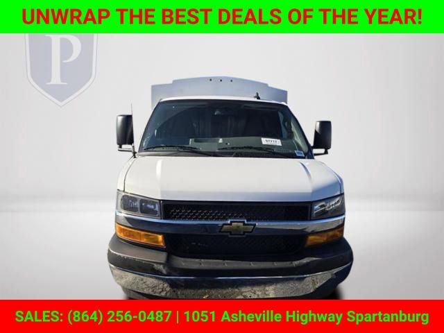 New 2025 Chevrolet Express 3500 w/ Power Convenience Package image 12