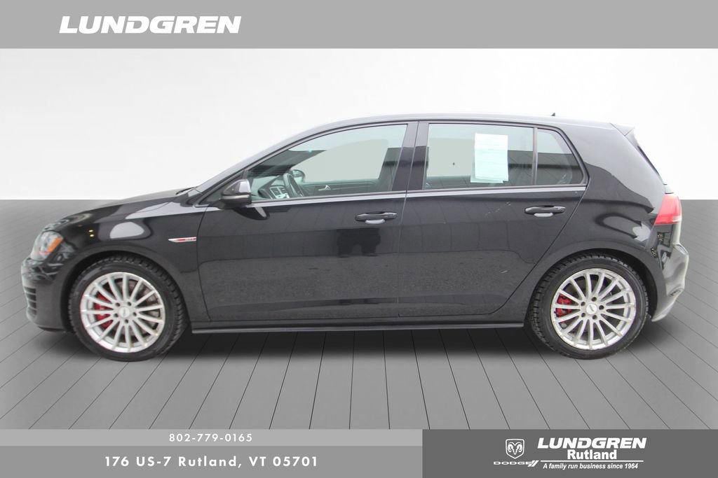 Used 2017 Volkswagen Golf 4-Door image 38