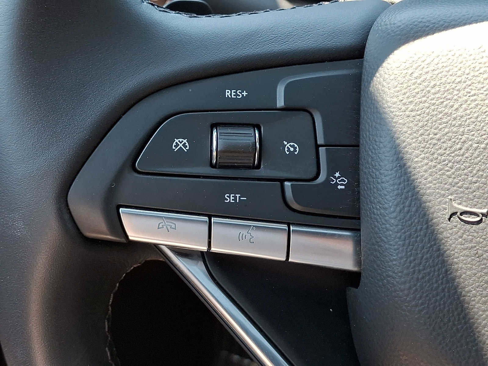 Certified 2023 Cadillac XT6 Luxury AWD/4WD image 28
