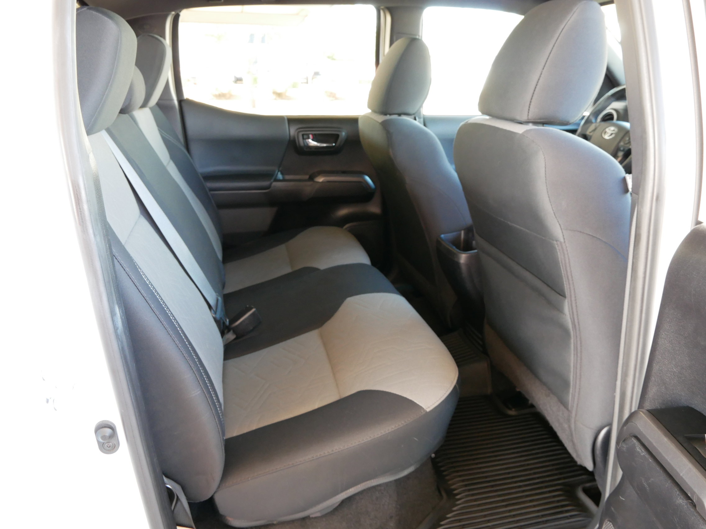 Used 2021 Toyota Tacoma TRD Off-Road w/ Technology Package image 16