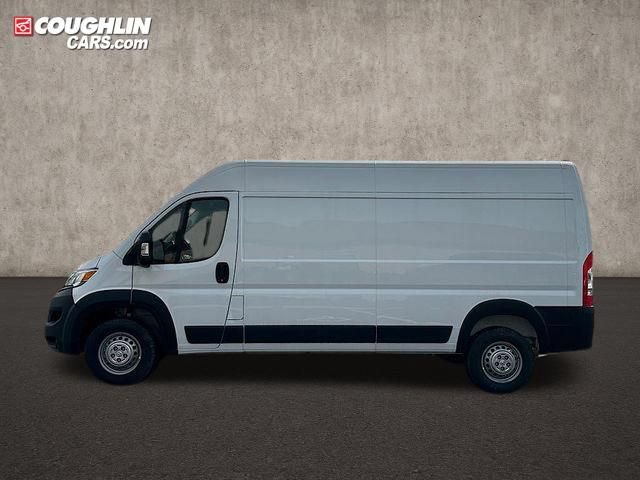 New 2024 RAM ProMaster 2500 w/ Safety Group FWD image 6