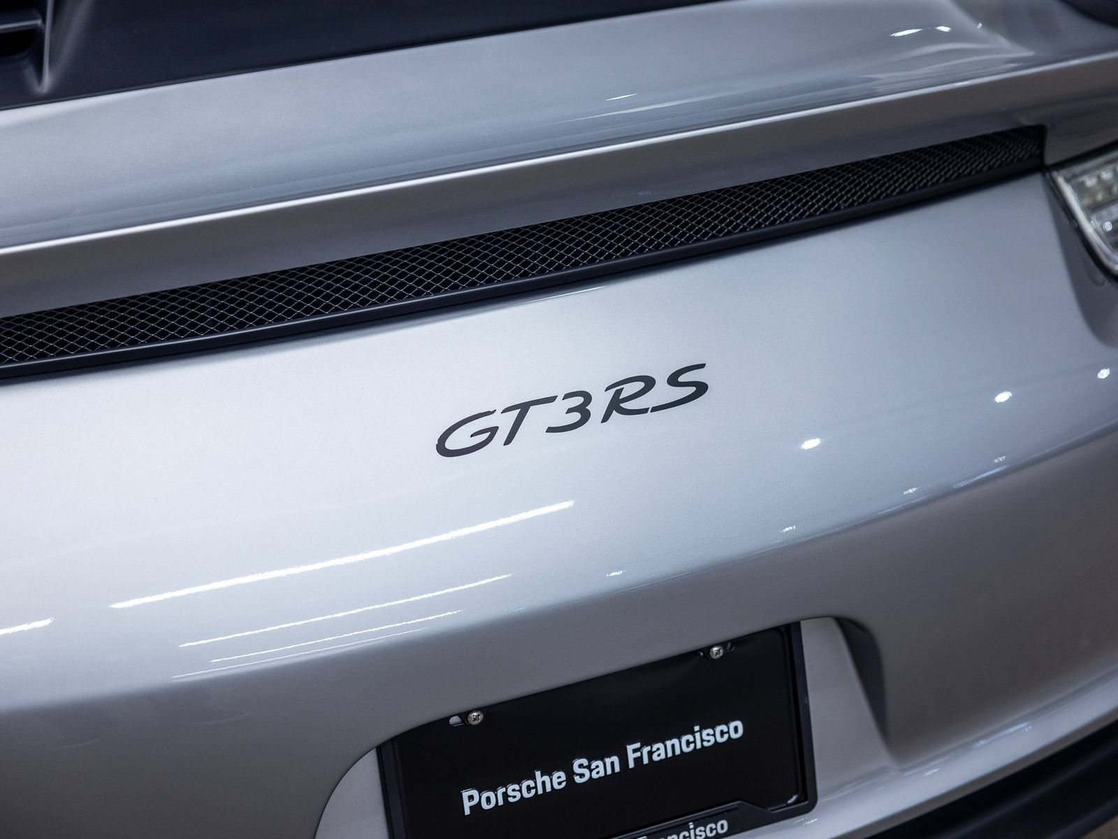 Certified 2016 Porsche 911 GT3 RS RWD image 23