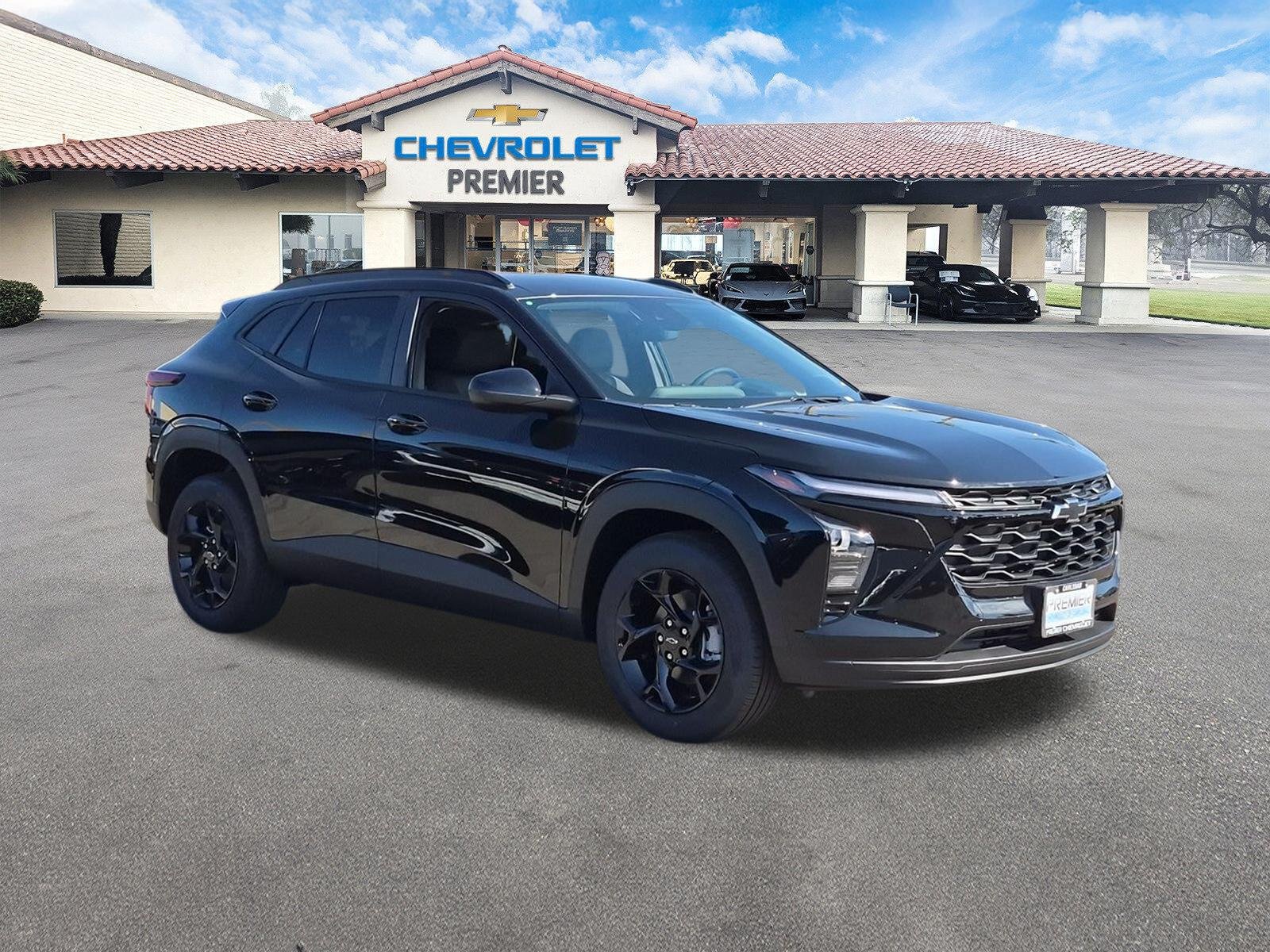 New 2026 Chevrolet Trax LT w/ Driver Confidence Package FWD image 2