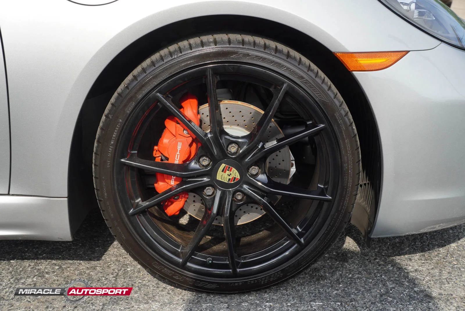 Used 2018 Porsche 718 Boxster S RWD image 10
