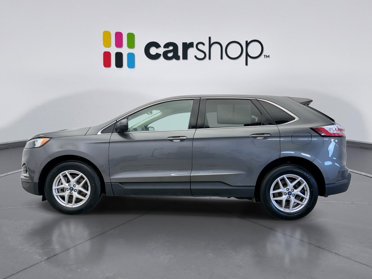 Used 2022 Ford Edge SEL w/ Convenience Package image 2