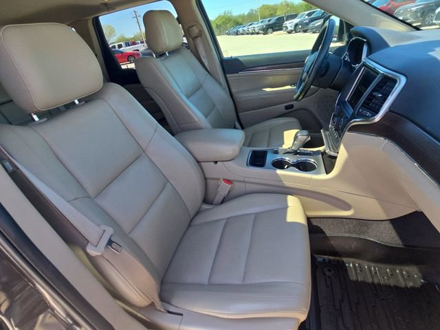 Used 2018 Jeep Grand Cherokee Limited w/ Trailer Tow Group IV image 10