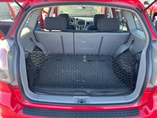 Used 2006 Toyota Matrix FWD image 12