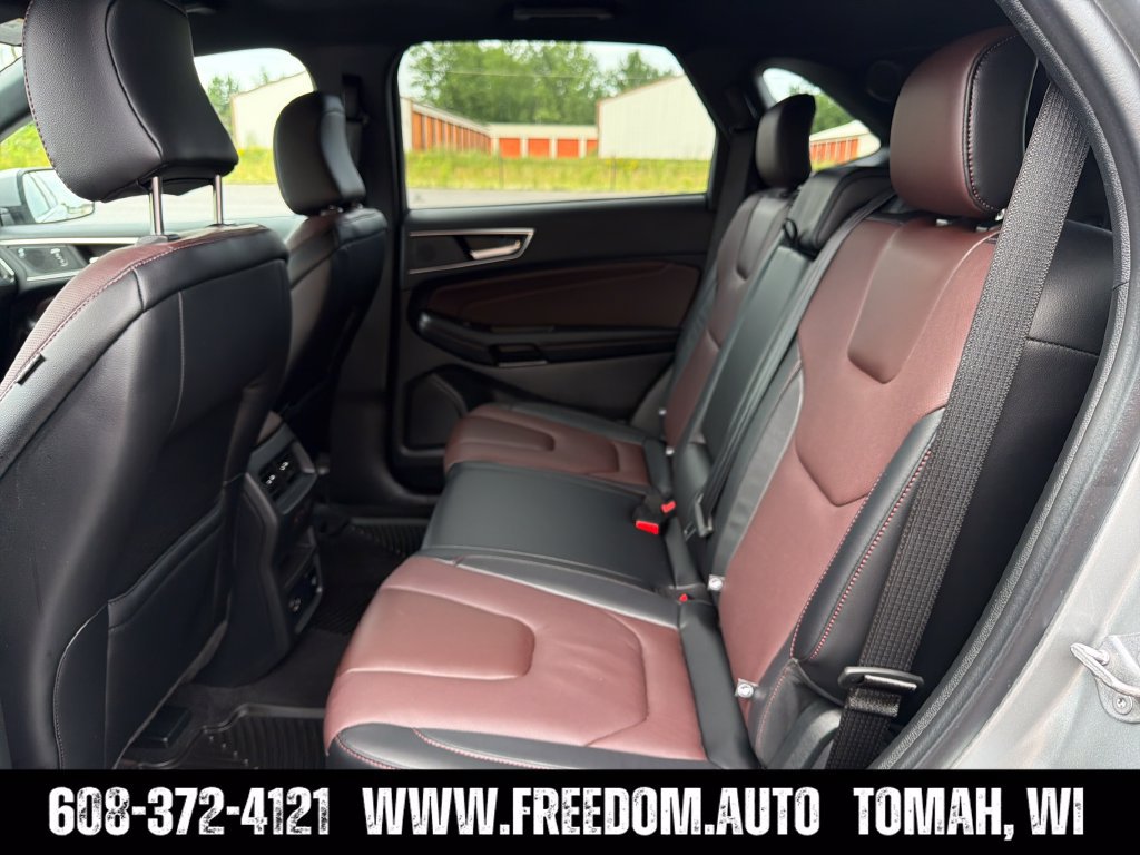 Used 2022 Ford Edge Titanium w/ Equipment Group 301A AWD/4WD image 24