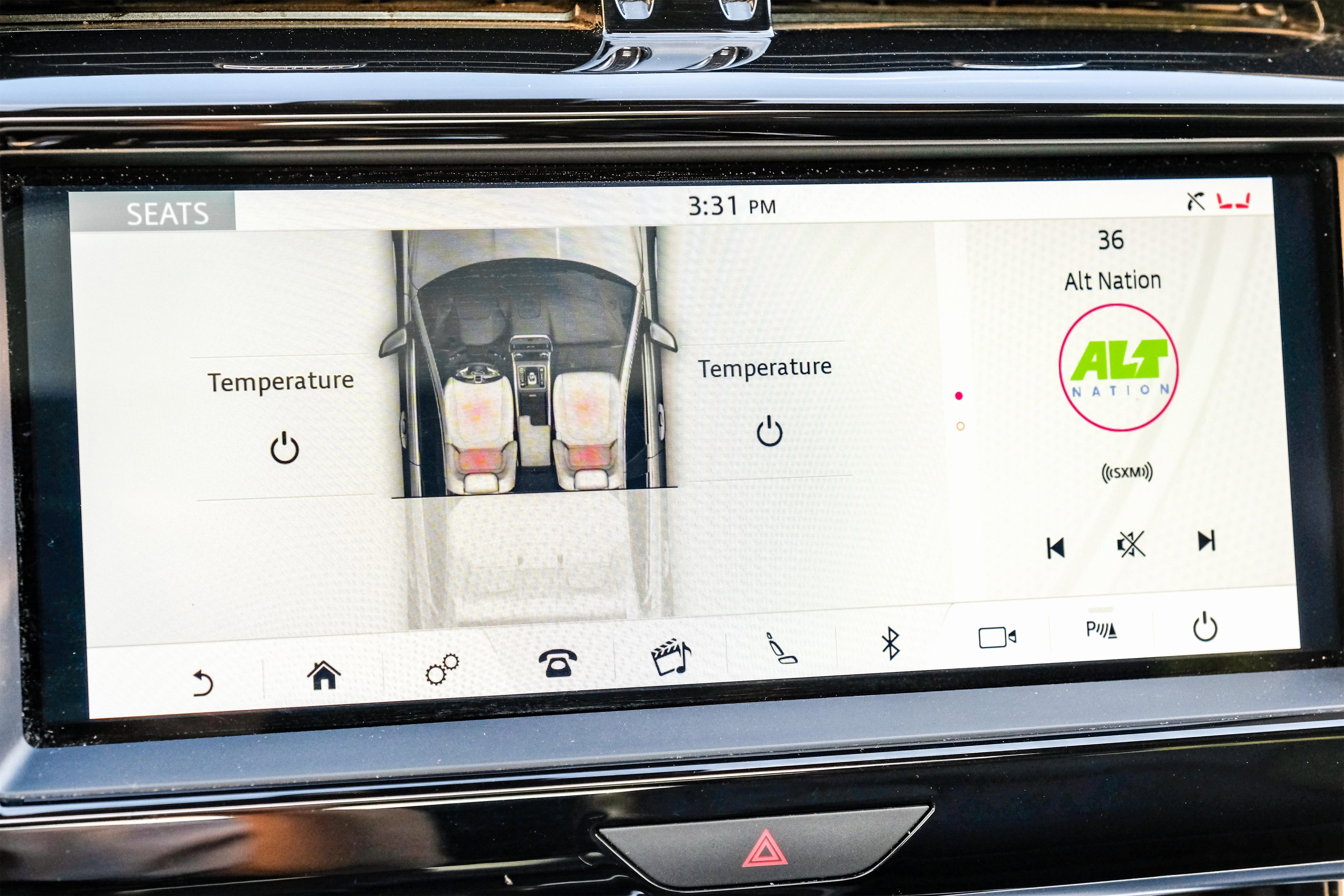 Used 2020 Jaguar XE S image 33