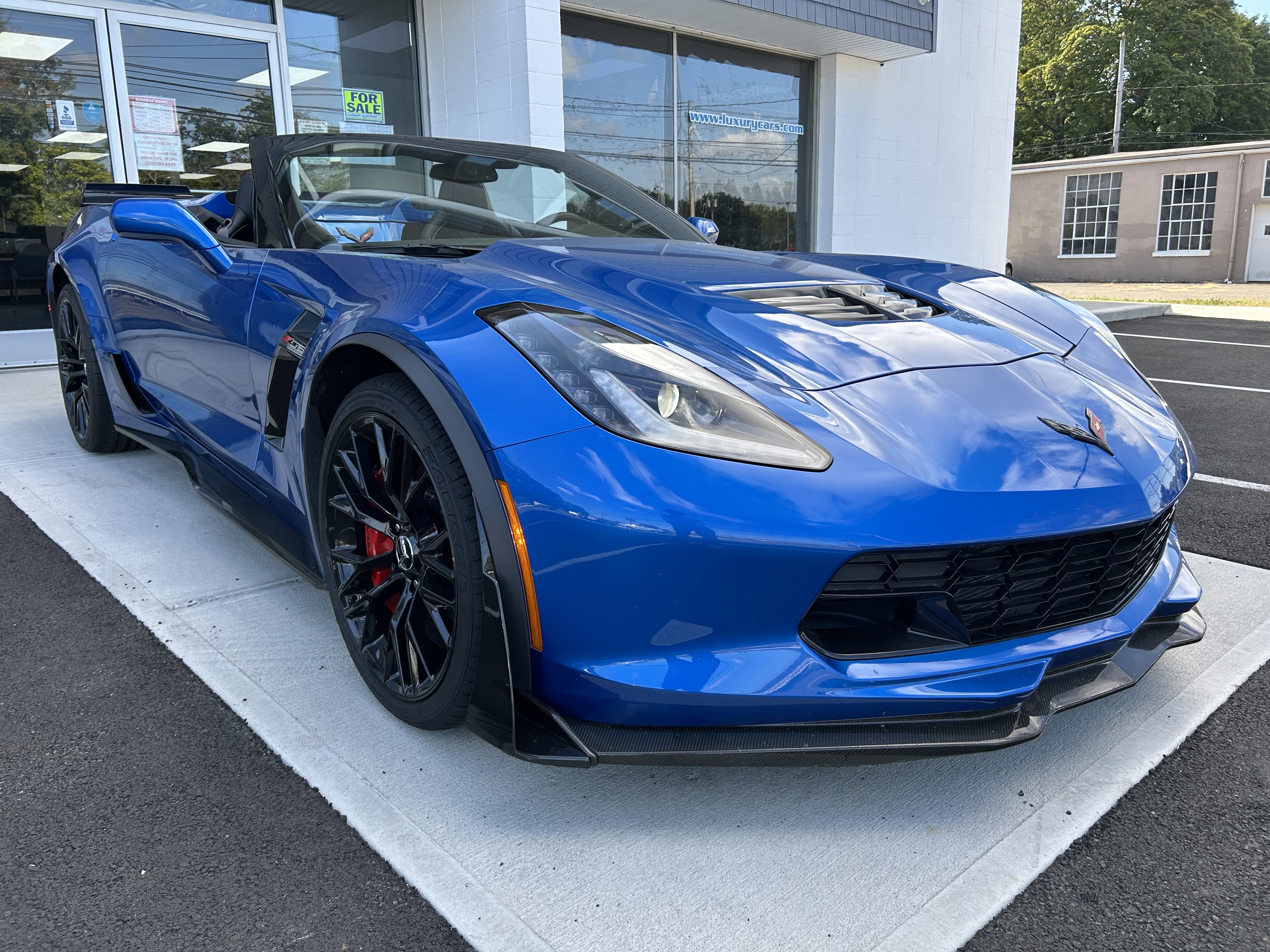 Used 2015 Chevrolet Corvette Z06 w/ 3LZ Preferred Equipment Group