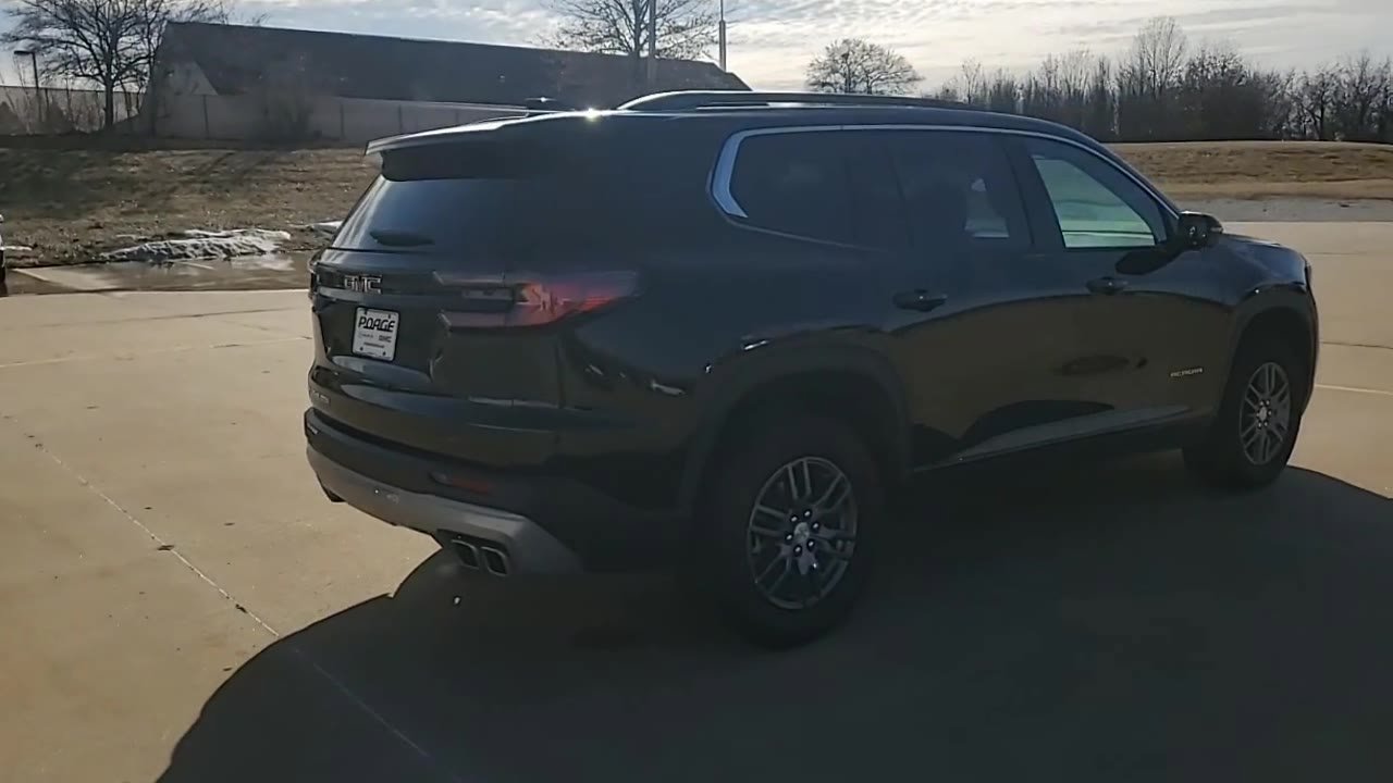 Used 2025 GMC Acadia Elevation AWD/4WD image 8