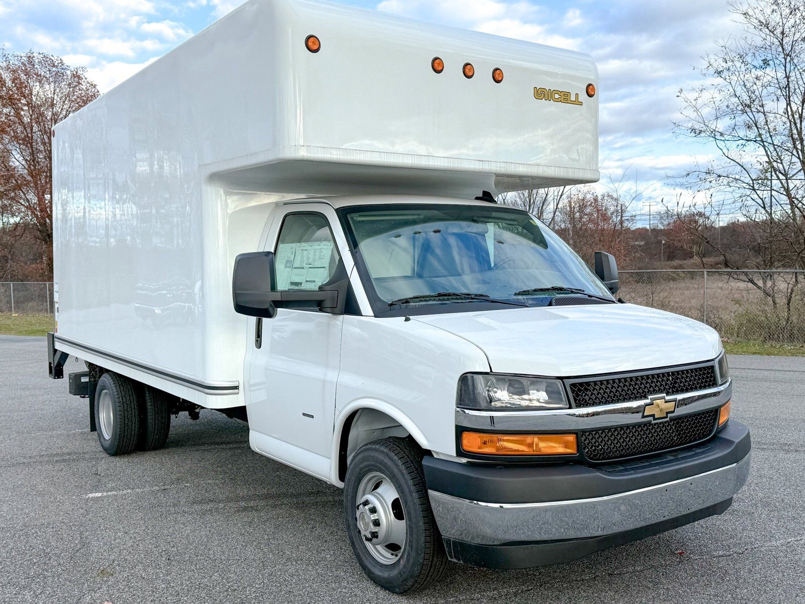 New 2025 Chevrolet Express 3500 1WT w/ Power Convenience Package