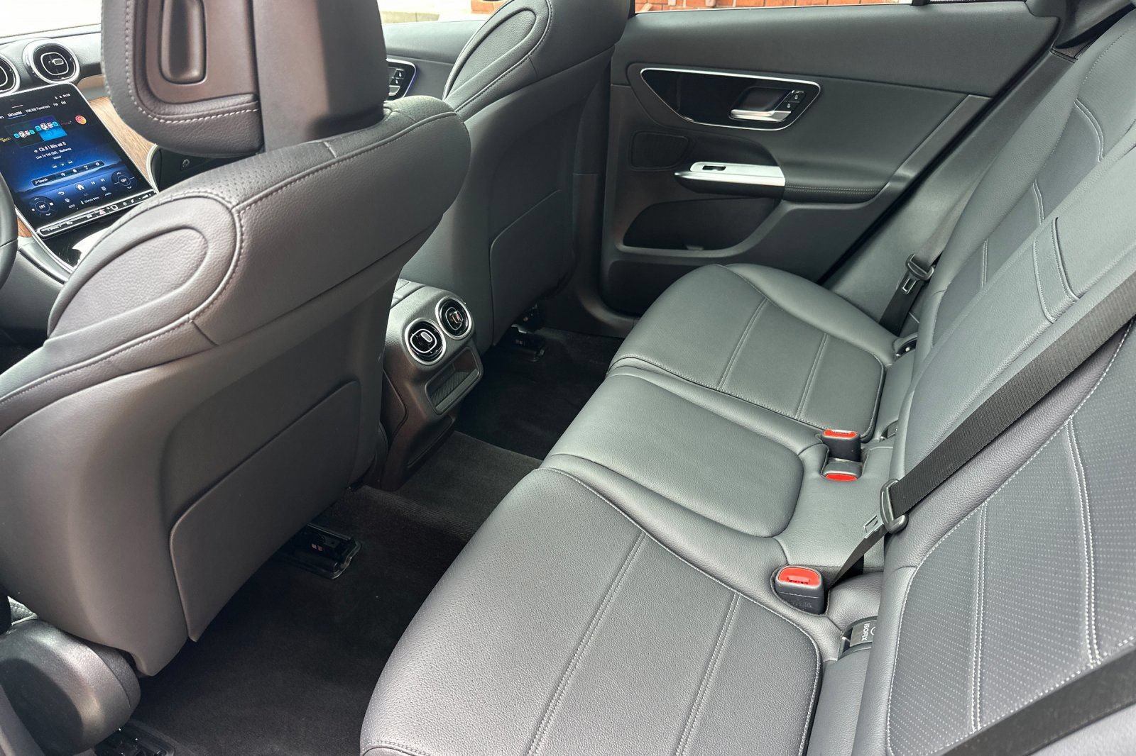 Certified 2026 Mercedes-Benz GLC 300 4MATIC image 15