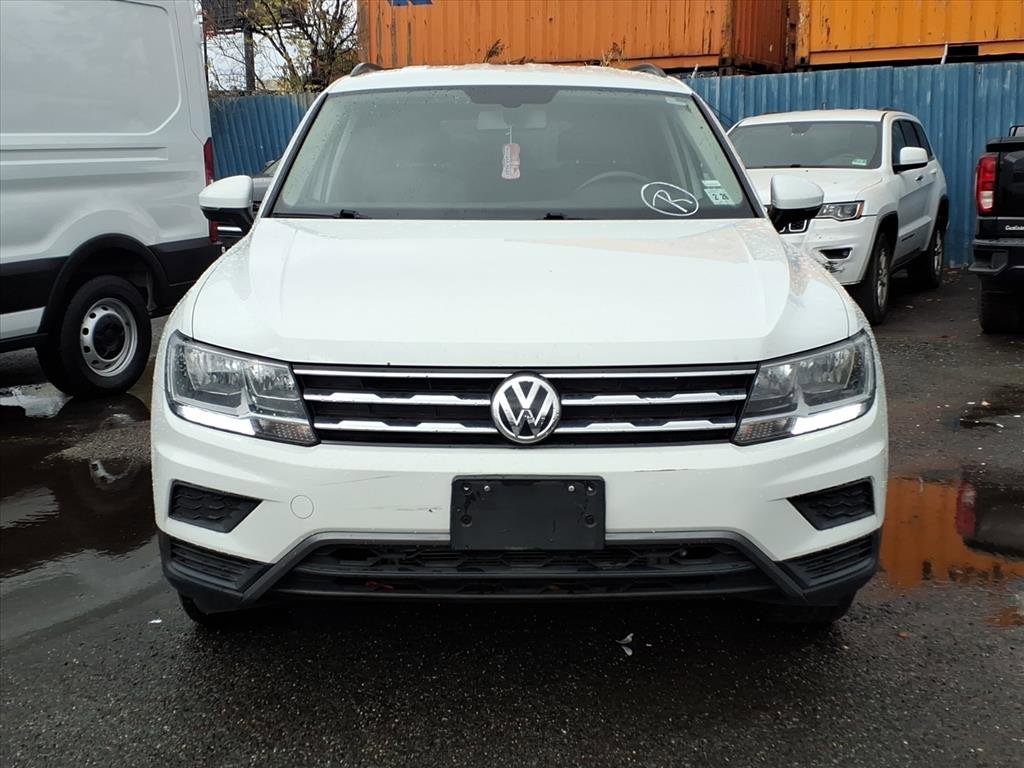 Used 2021 Volkswagen Tiguan SE AWD/4WD image 2