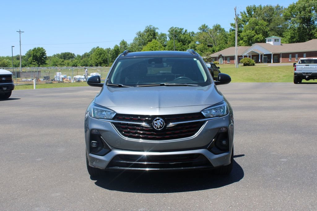 Used 2020 Buick Encore GX Select w/ Sport Touring Package FWD image 3