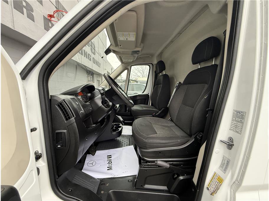 Used 2015 RAM ProMaster 2500 w/ Interior Convenience Group image 7