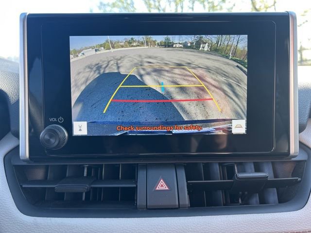 Certified 2024 Toyota RAV4 XLE AWD/4WD image 19