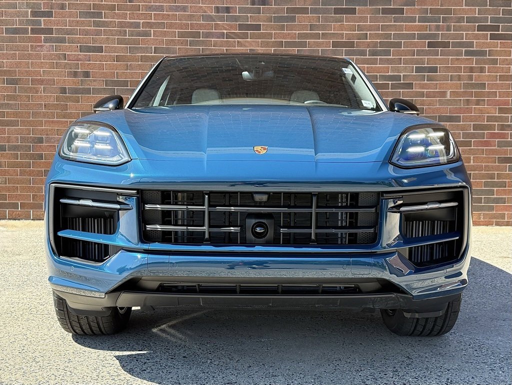 New 2026 Porsche Cayenne Coupe image 10