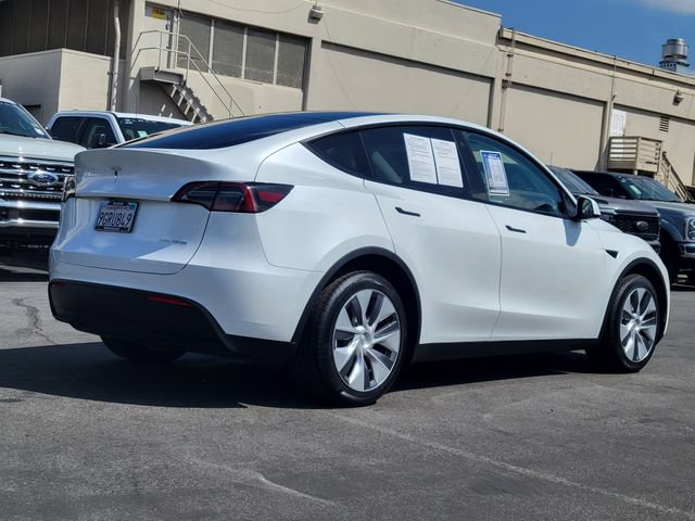 Used 2023 Tesla Model Y Long Range AWD/4WD image 2